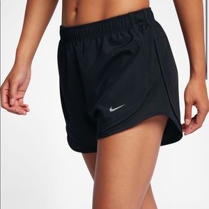 Nike women’s running shorts